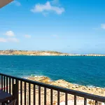 Islet Promenade Seafront 1 Bedroom With Sea View Balcony By Getawaysmalta Apartamento *
