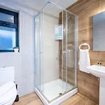 Islet Promenade Seafront 1 Bedroom With Sea View Balcony By Getawaysmalta Apartamento
