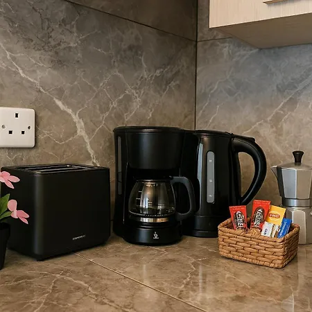 Islet Promenade Seafront 1 Bedroom With Sea View Balcony By Getawaysmalta Διαμέρισμα *