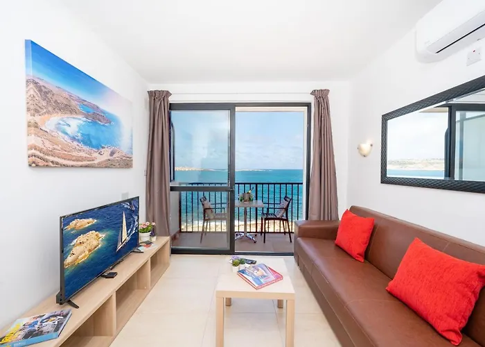 Islet Promenade Seafront 1 Bedroom With Sea View Balcony By Getawaysmalta * St Paul's Bay