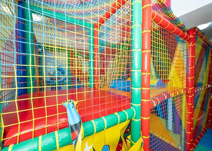 Islet Promenade Seafront 1 Bedroom With Sea View Balcony By Getawaysmalta *