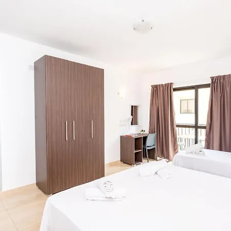 Apartment Islet Promenade Seafront 1 Bedroom With Sea View Balcony By Getawaysmalta *