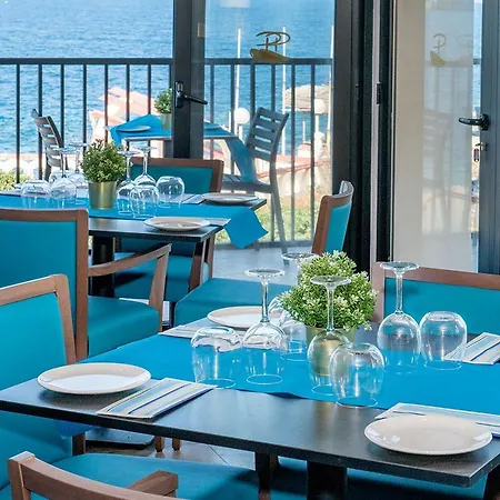 Islet Promenade Seafront 1 Bedroom With Sea View Balcony By Getawaysmalta Apartment *