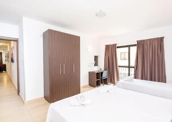 Apartment Islet Promenade Seafront 1 Bedroom With Sea View Balcony By Getawaysmalta *