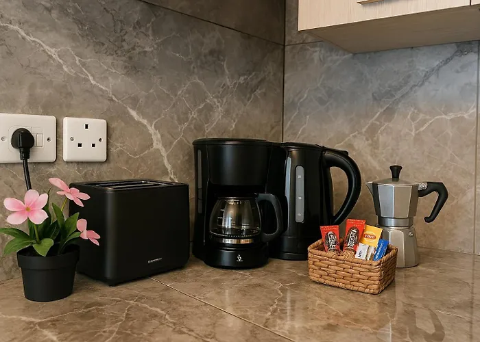 Islet Promenade Seafront 1 Bedroom With Sea View Balcony By Getawaysmalta Appartement *