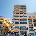 Islet Promenade Seafront 1 Bedroom With Sea View Balcony By Getawaysmalta * St. Paul's Bay