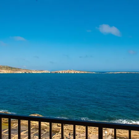 Islet Promenade Seafront 1 Bedroom With Sea View Balcony By Getawaysmalta