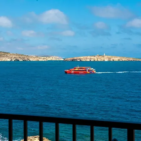 Islet Promenade Seafront 1 Bedroom With Sea View Balcony By Getawaysmalta