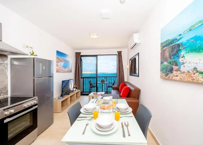 Islet Promenade Seafront 1 Bedroom With Sea View Balcony By Getawaysmalta Apartment